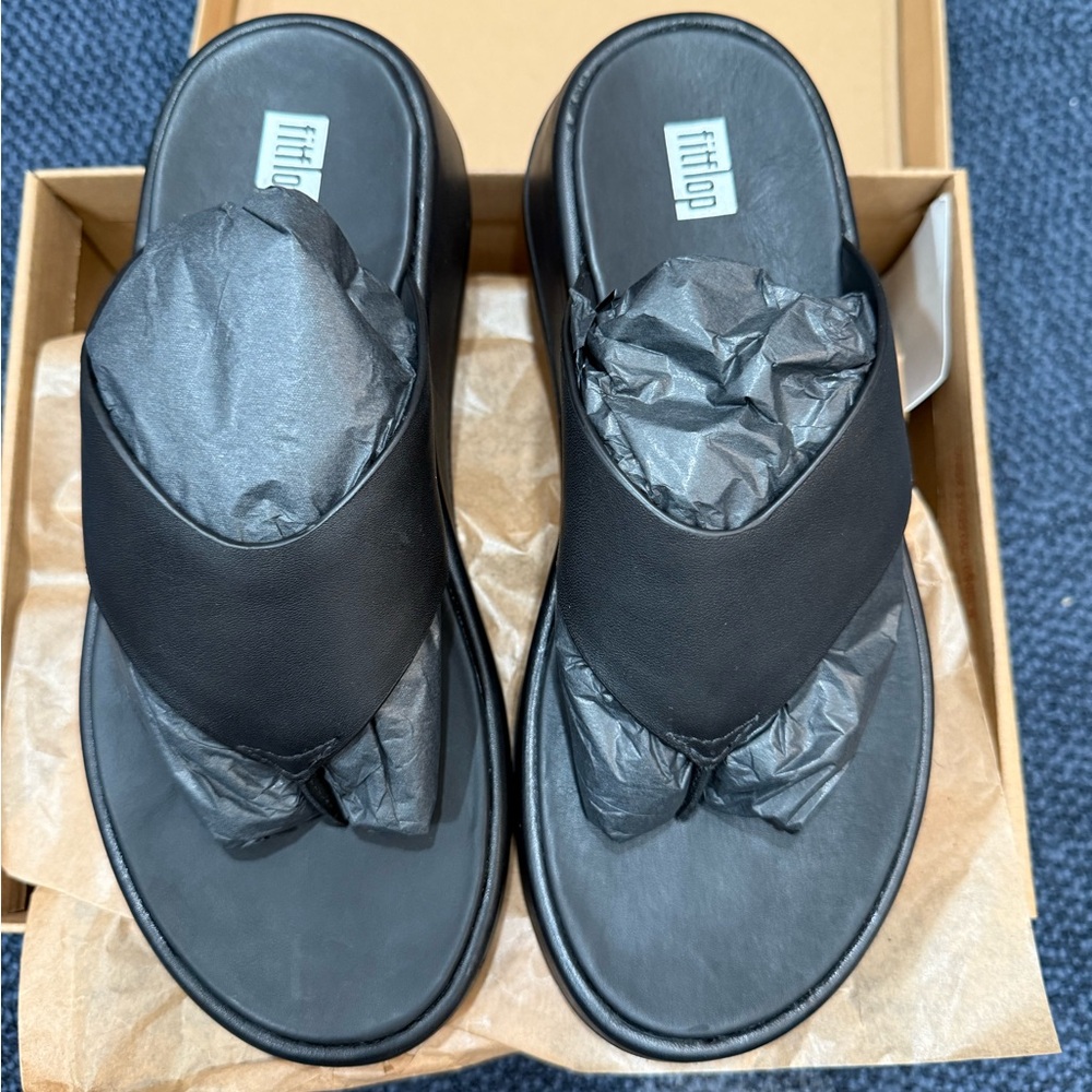 FitFlop Women's Black Sandals